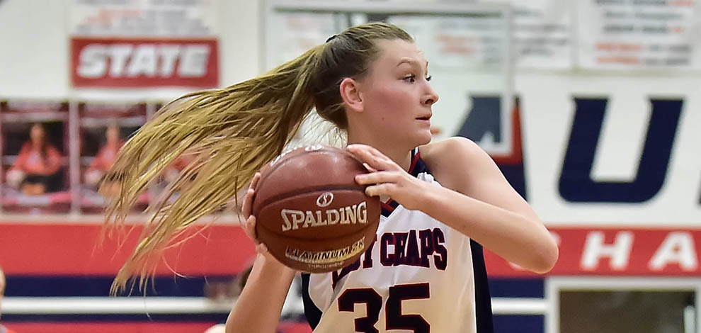 Aubrey Goes 1-1 At Bells Tournament