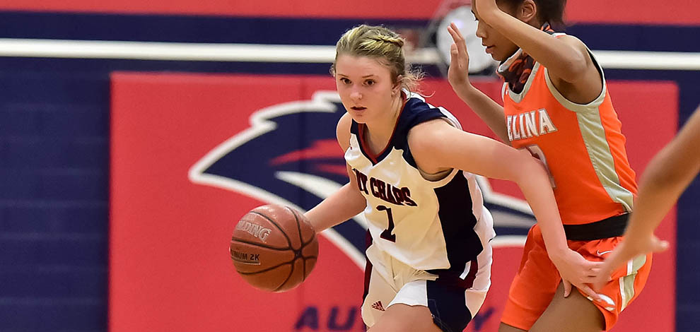 Girls Basketball Defeats Blue Ridge, 32-20