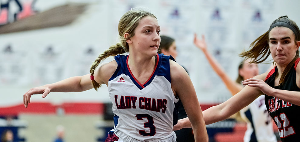 Aubrey Edges Out Melissa, 39-38