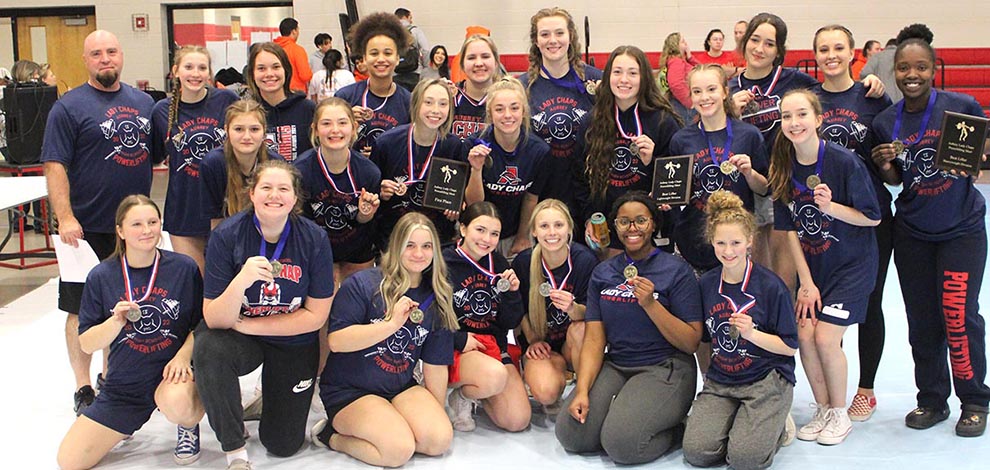 20 Powerlifters Qualify for Regionals