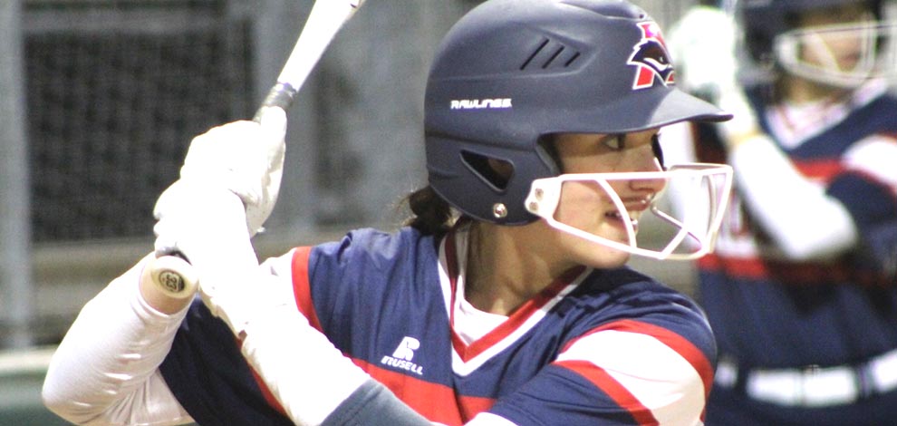 Softball Defeats Denton in Five
