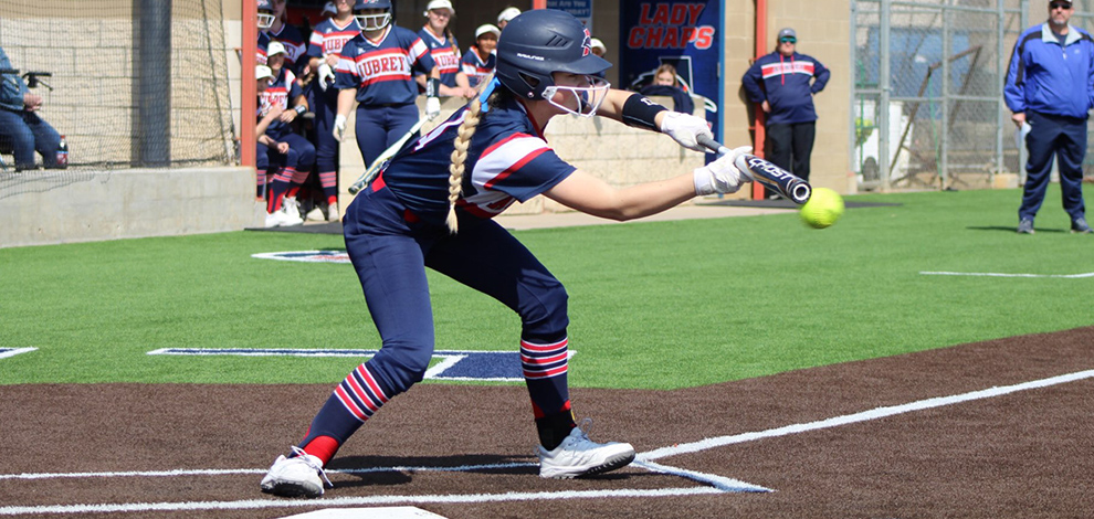 Softball Falls to Celina, 3-2