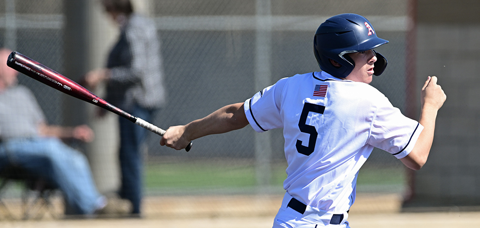 Baseball Falls to Van Alstyne, 5-3