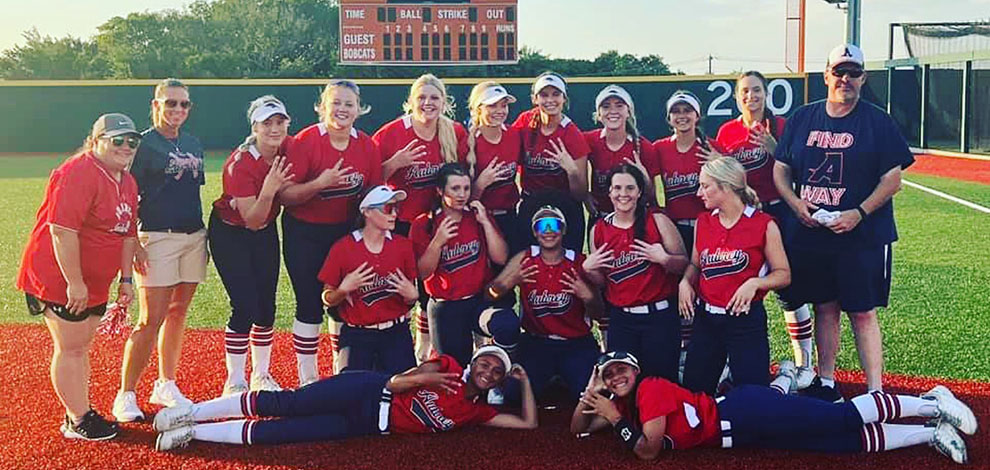 Softball Wins Region Quarterfinals Championship